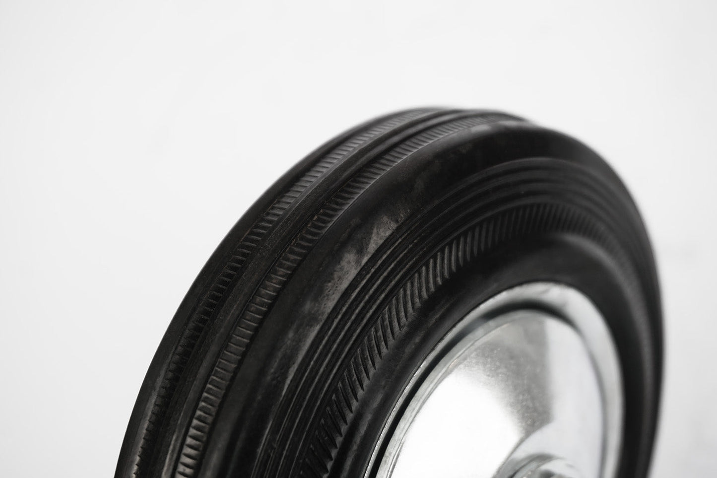 Jeu de roues fixes, galvanisé, montage sur plaque 200 MM | 4002-200